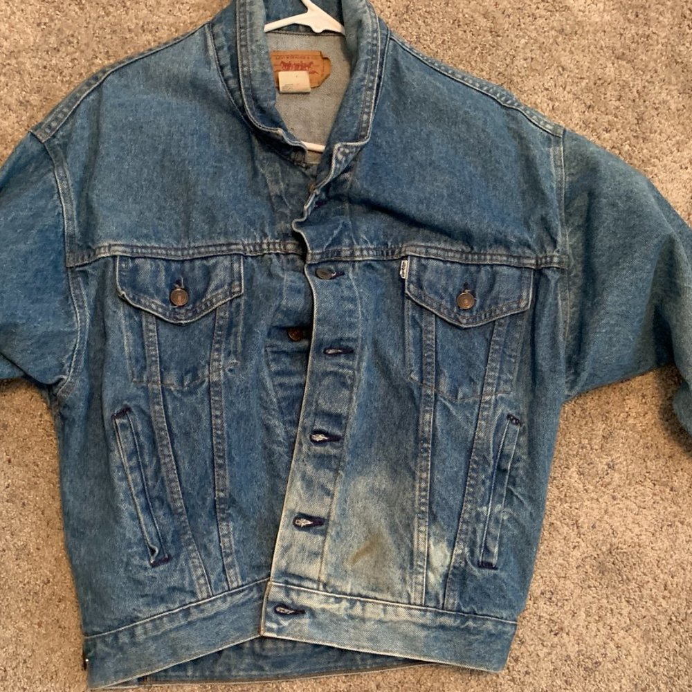 Levi Demin Jacket size Small HARD ROCK NEW YORK